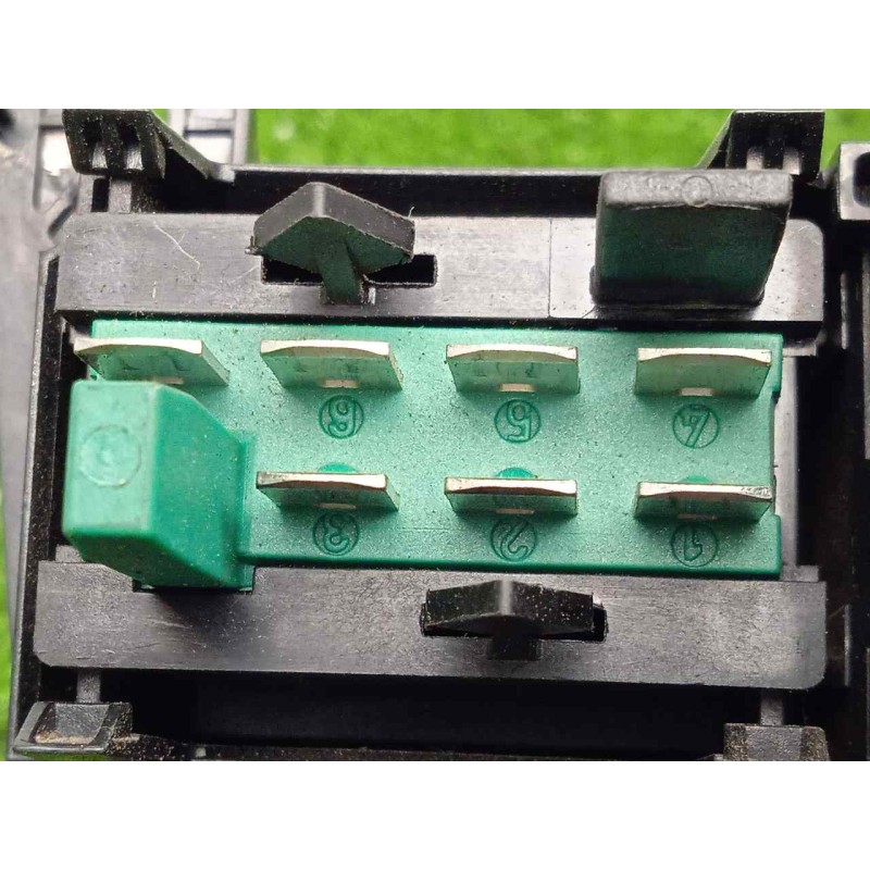 Recambio de mando climatizador para audi a6 berlina (4b2) 2.5 v6 24v tdi referencia OEM IAM 4B0820043J-5HB00760418 CON.ASIENTOS 