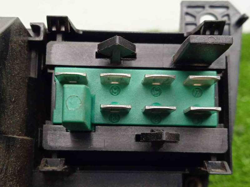 Recambio de mando climatizador para audi a6 berlina (4b2) 2.5 v6 24v tdi referencia OEM IAM 4B0820043J-5HB00760418 CON.ASIENTOS 