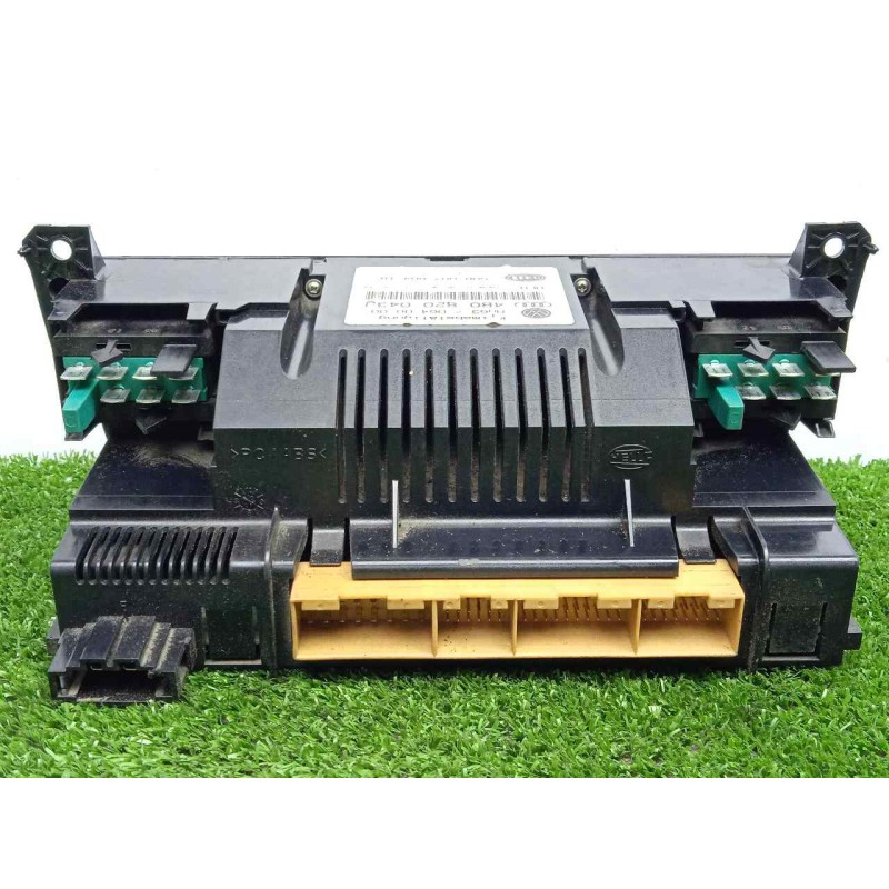 Recambio de mando climatizador para audi a6 berlina (4b2) 2.5 v6 24v tdi referencia OEM IAM 4B0820043J-5HB00760418 CON.ASIENTOS 