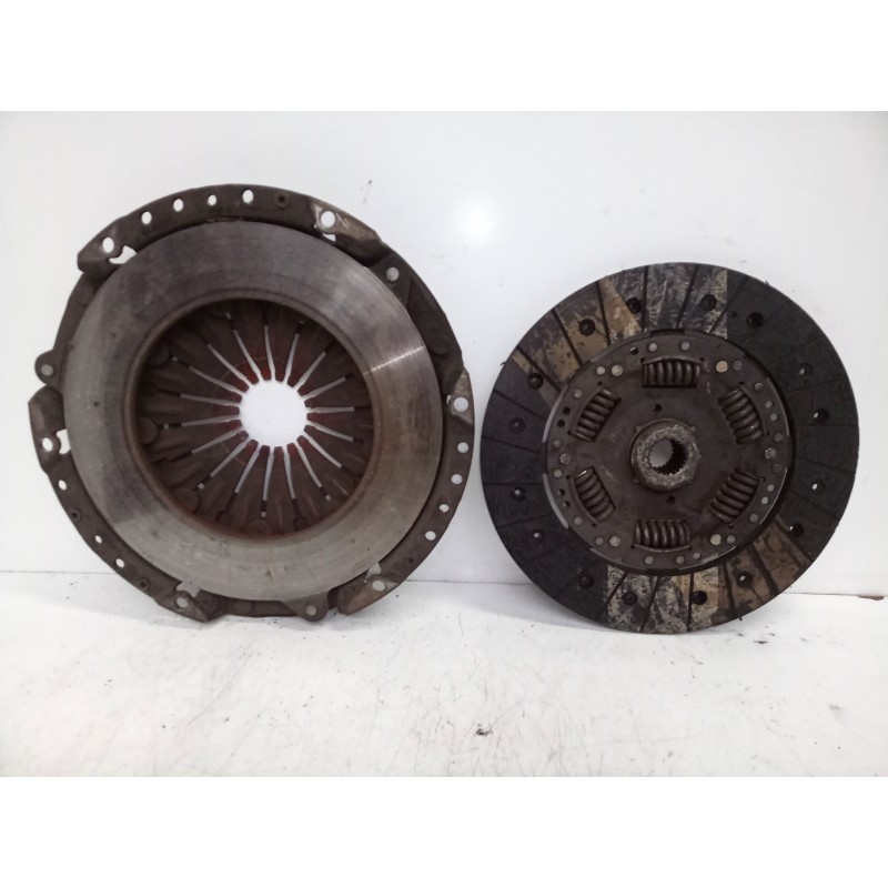 Recambio de kit embrague para audi a6 avant (c4) 2.5 tdi cat (ael) referencia OEM IAM 046141031M  