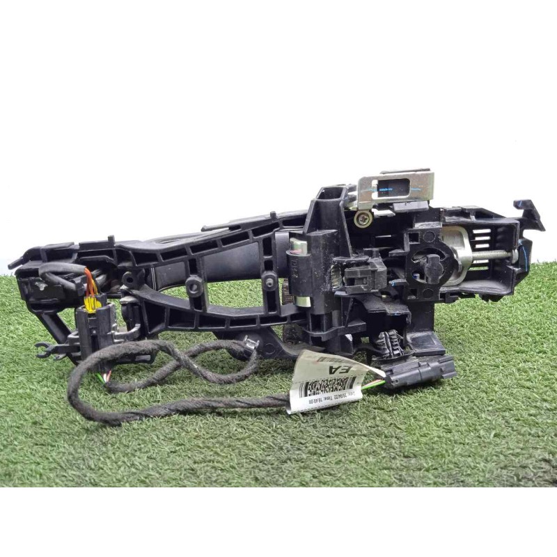 Recambio de maneta exterior delantera derecha para ford ranger (tke) 2.0 tdci panther cat referencia OEM IAM JB3B26684AJ NEGRO P