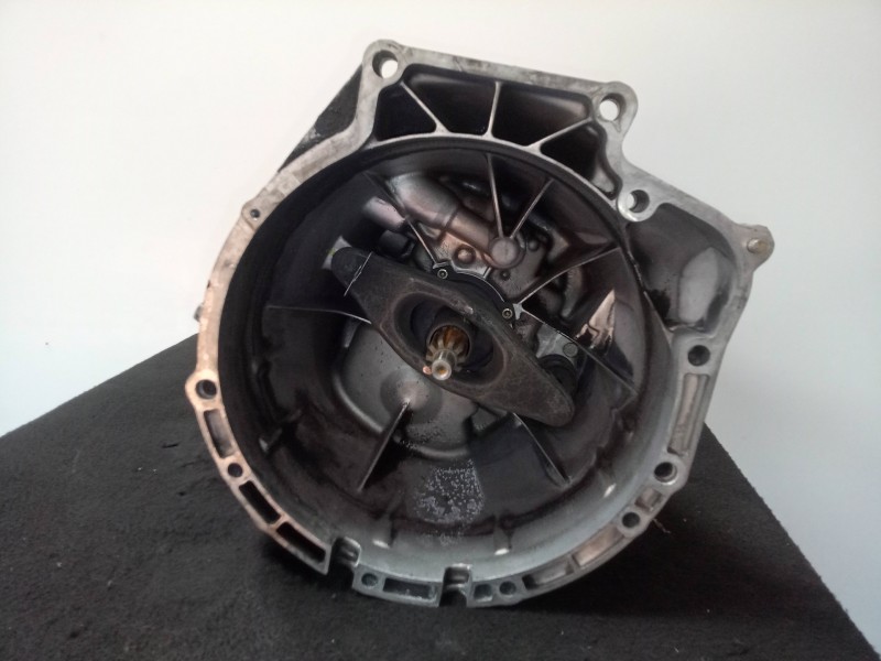 Recambio de caja cambios para bmw serie 5 berlina (e39) 2.5 turbodiesel cat referencia OEM IAM HMY 5.VELOCIDADES MANUAL