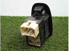 Recambio de mando elevalunas trasero derecho para hyundai accent (lc) 1.5 12v cat referencia OEM IAM 621W04620   2