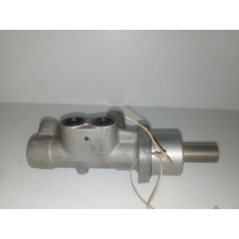 Recambio de bomba freno para renault clio iii 1.2 referencia OEM IAM 23  