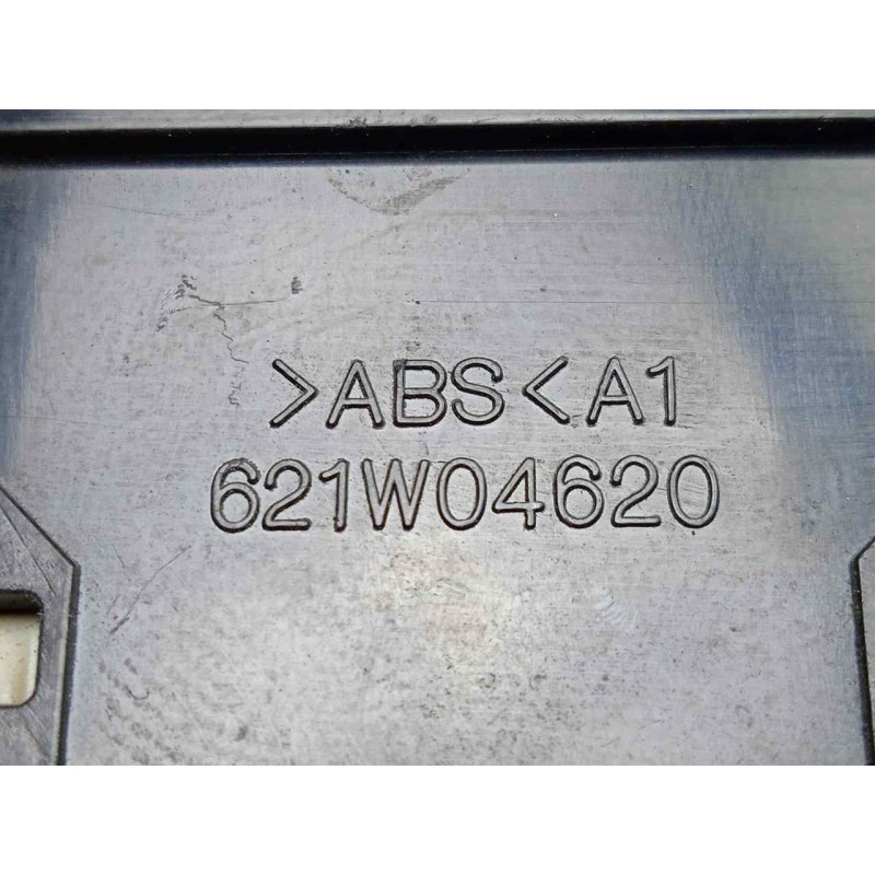 Recambio de mando elevalunas trasero derecho para hyundai accent (lc) 1.5 12v cat referencia OEM IAM 621W04620  