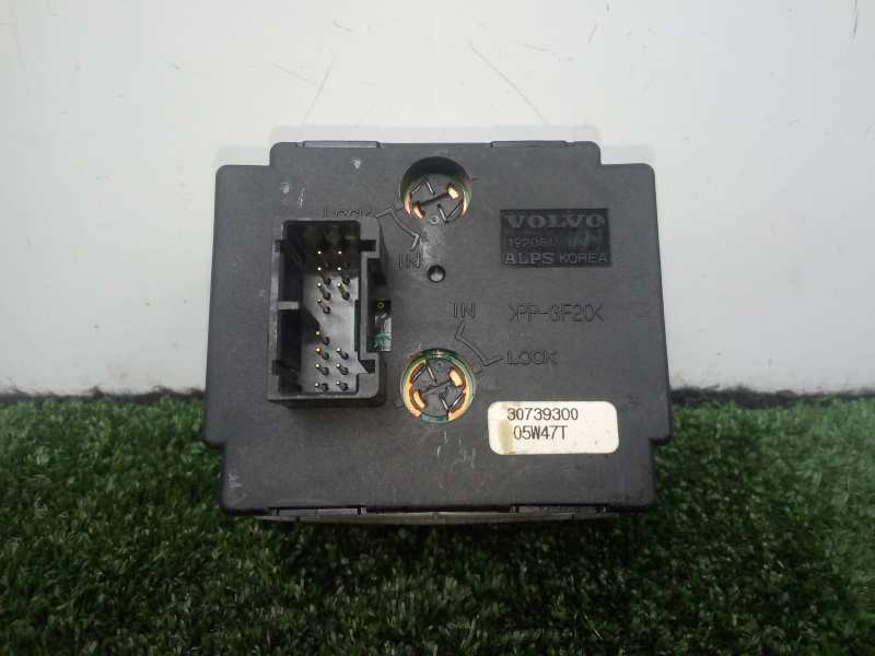 Recambio de interruptor luces para volvo s40 berlina 2.0 diesel cat referencia OEM IAM 30739300 03-12 2.ANTINIEBLAS