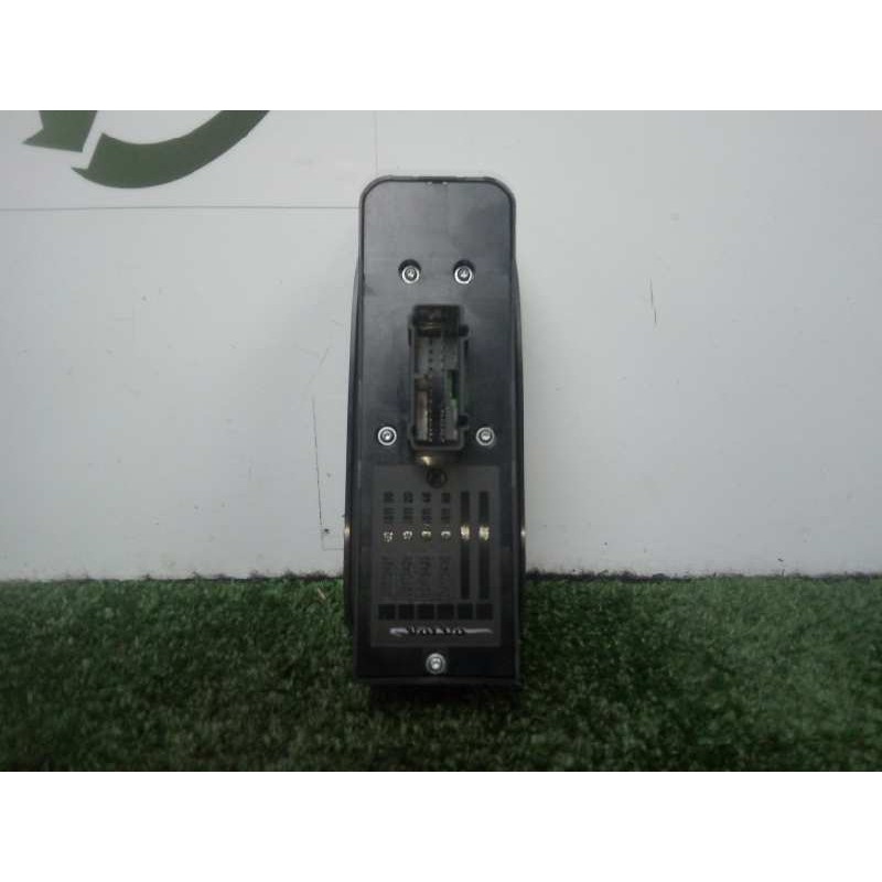 Recambio de mando elevalunas delantero izquierdo para volvo s40 berlina 2.0 diesel cat referencia OEM IAM 30773427-03451100 04-1