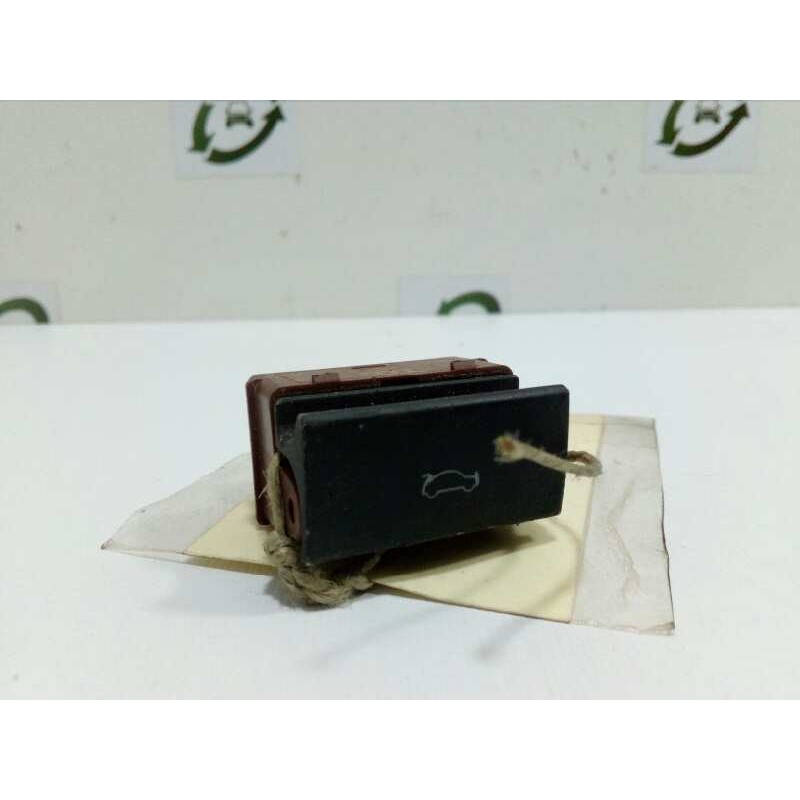 Recambio de interruptor para audi a6 berlina (4f2) 3.0 v6 24v tdi referencia OEM IAM 4F0959831 APERTURA.MALETERO 