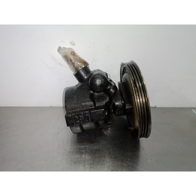 Recambio de bomba servodireccion para fiat punto berl. (176) 1.2 cat referencia OEM IAM 26071300FS 109539 176B4000