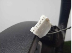 Recambio de volante para subaru forester s12 2.0 diesel cat referencia OEM IAM 34312AG100JC CUERO  2