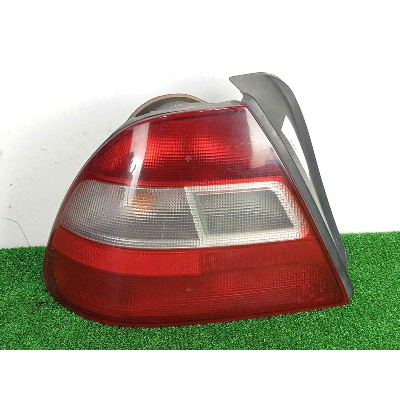 Recambio de piloto trasero izquierdo para honda civic berlina .5 (ma/mb) 1.5 referencia OEM IAM SINREFERENCIA BLANCO/ROJO 