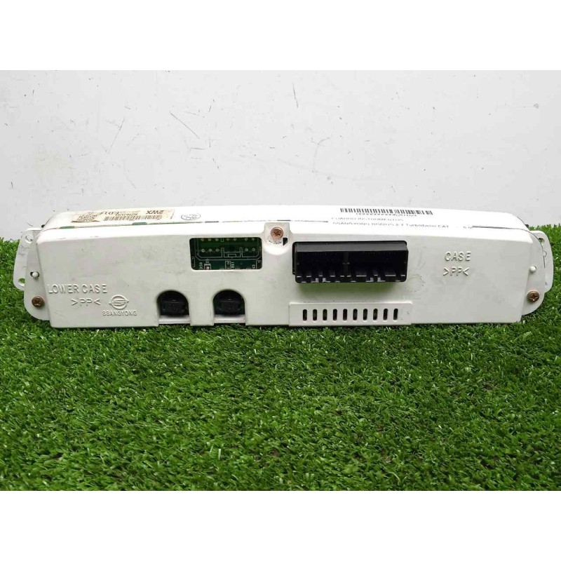 Recambio de cuadro instrumentos para ssangyong rodius 2.7 turbodiesel cat referencia OEM IAM 8025021311-26000017210S  