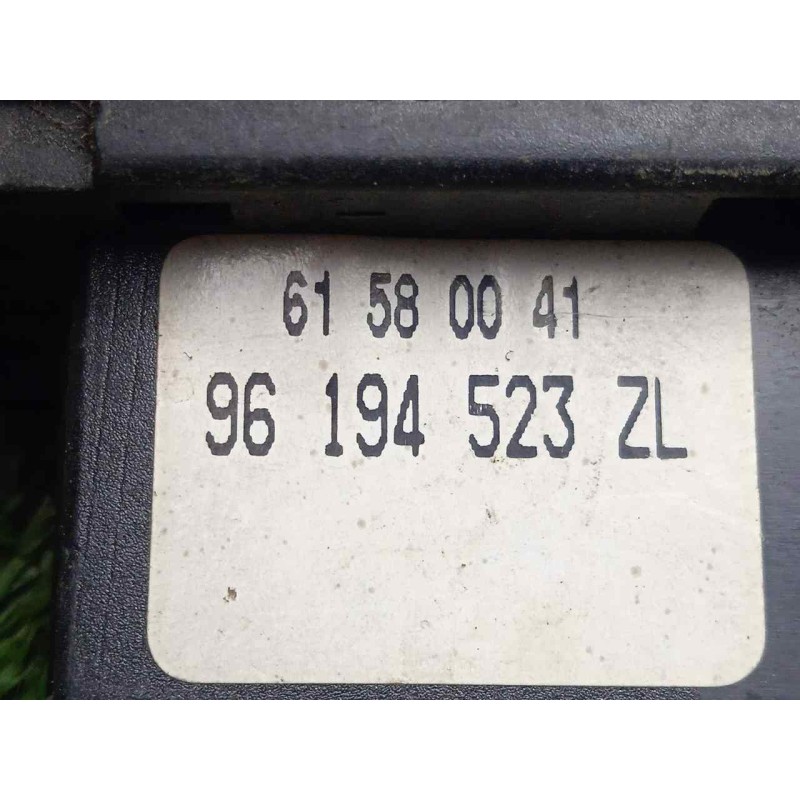 Recambio de mando limpia para fiat ulysse (121) 2.1 turbodiesel referencia OEM IAM 96194523ZL 9.PIN LIMPIA TRASERO