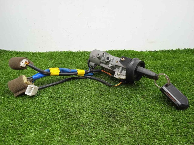 Recambio de conmutador de arranque para ssangyong rodius 2.7 turbodiesel cat referencia OEM IAM 8697008110-97RI010029-0353060228