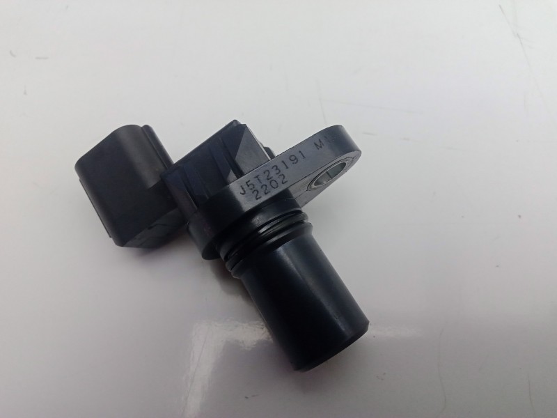 Recambio de sensor para suzuki baleno berlina sy (eg) 1.6 16v cat referencia OEM IAM J5T23191 3.PINES 