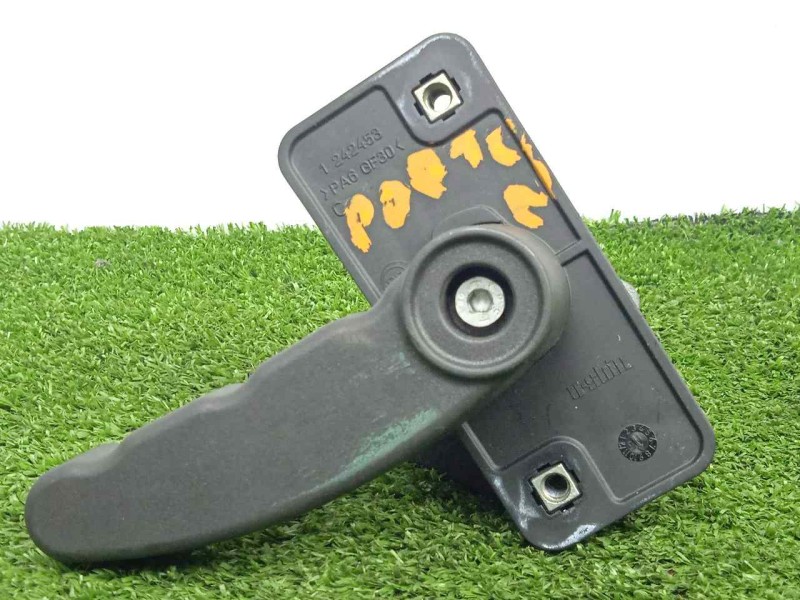Recambio de maneta exterior porton para iveco daily furgón 2.3 diesel referencia OEM IAM 1242453 INTERIOR 