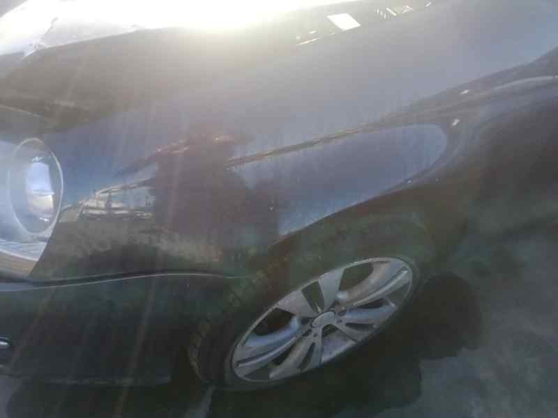 Recambio de aleta delantera izquierda para volkswagen jetta (1k2) 2.0 tdi referencia OEM IAM   