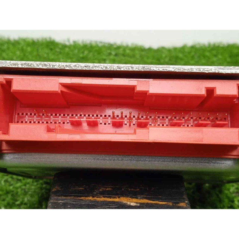 Recambio de centralita airbag para ssangyong rodius 2.7 turbodiesel cat referencia OEM IAM 8625021031-5WY64004  SIEMENS