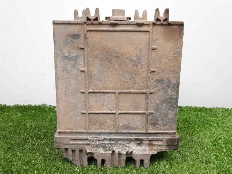 Recambio de centralita motor uce para seat toledo (1l) 1.9 tdi referencia OEM IAM 0281001605-028906021FN EDCMSA15 BOSCH