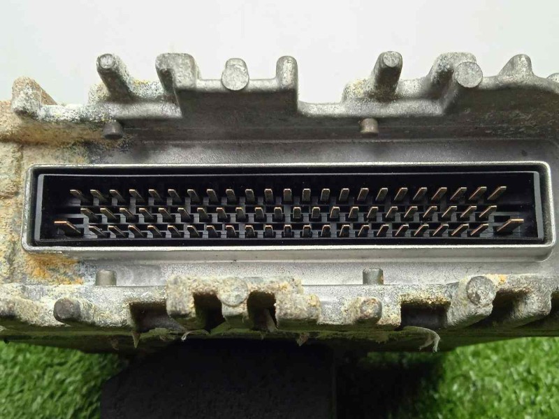 Recambio de centralita motor uce para seat toledo (1l) 1.9 tdi referencia OEM IAM 0281001605-028906021FN EDCMSA15 BOSCH