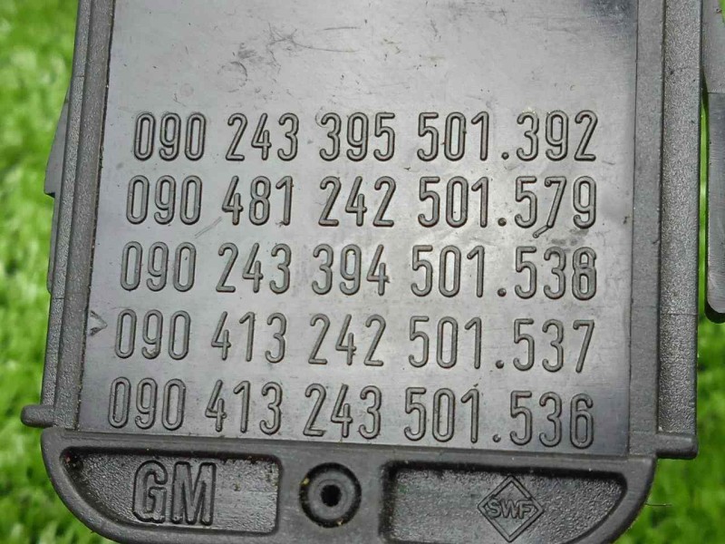 Recambio de mando limpia para opel omega a omega a referencia OEM IAM 090243395 OMEGA.A - 4.PUERTAS CON ORDENADOR