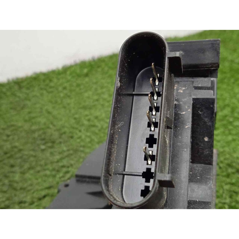 Recambio de cerradura puerta trasera derecha para ford ranger (tke) 2.0 tdci panther cat referencia OEM IAM CM5AA26412BB 5.PINES
