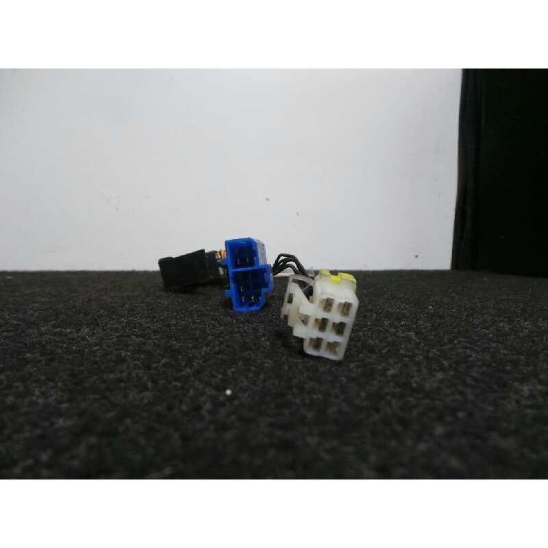 Recambio de mando elevalunas delantero derecho para nissan primera berl./familiar (p10/w10) 2.0 16v cat referencia OEM IAM   JUN