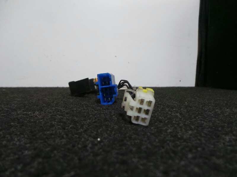 Recambio de mando elevalunas delantero derecho para nissan primera berl./familiar (p10/w10) 2.0 16v cat referencia OEM IAM   JUN