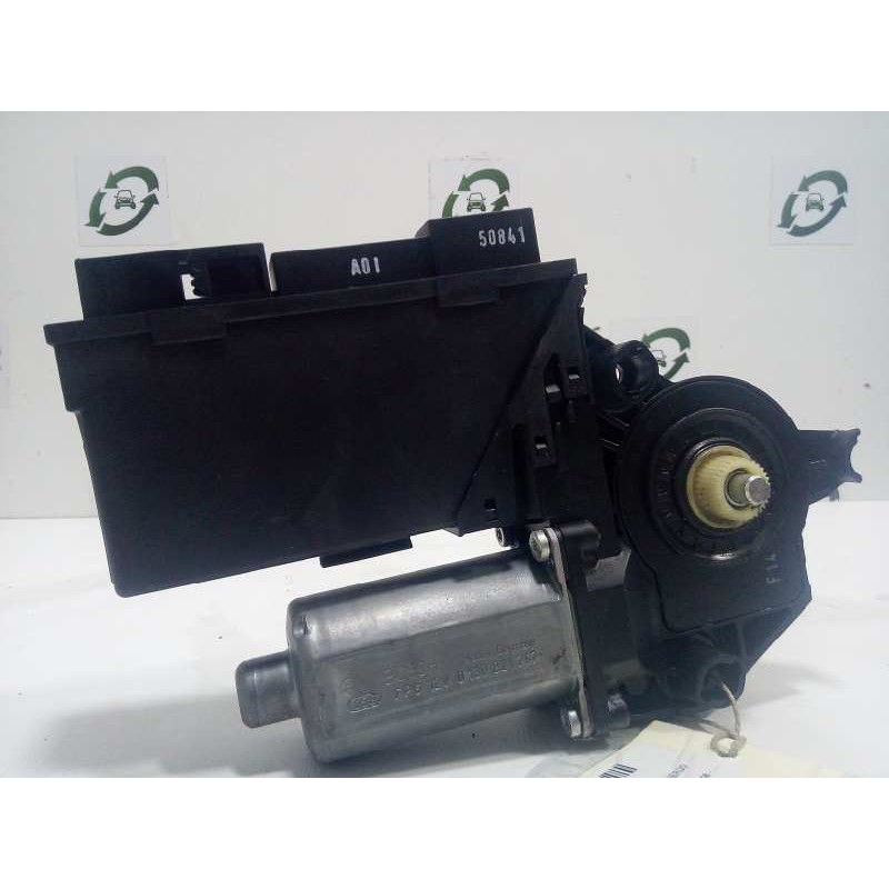 Recambio de motor elevalunas trasero izquierdo para seat exeo berlina (3r2) 2.0 tdi referencia OEM IAM 5WK49204CBF-8E0959801E-97