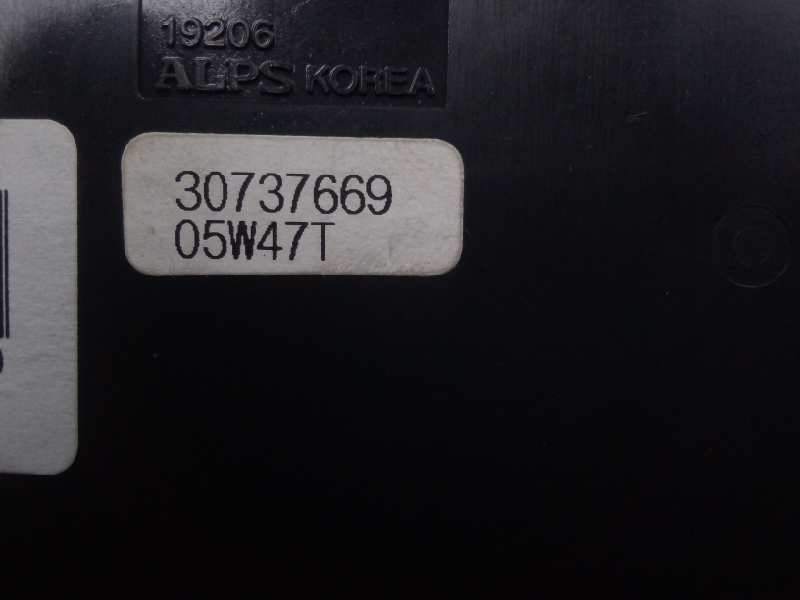 Recambio de mando climatizador para volvo s40 berlina 2.0 diesel cat referencia OEM IAM 30737669  