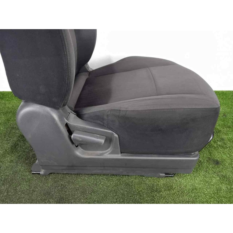 Recambio de asiento delantero derecho para mitsubishi montero (v80/v90) 3.2 di-d cat referencia OEM IAM SINREFERENCIA 5 PUERTAS 