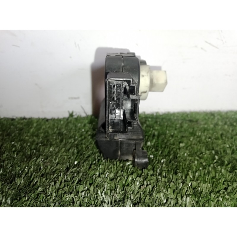 Recambio de motor apertura trampillas climatizador para skoda octavia berlina (1z3) 1.9 tdi referencia OEM IAM 0132801338-983382
