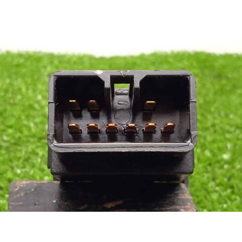 Recambio de warning para ssangyong rodius 2.7 turbodiesel cat referencia OEM IAM 864W0140  9.PINES