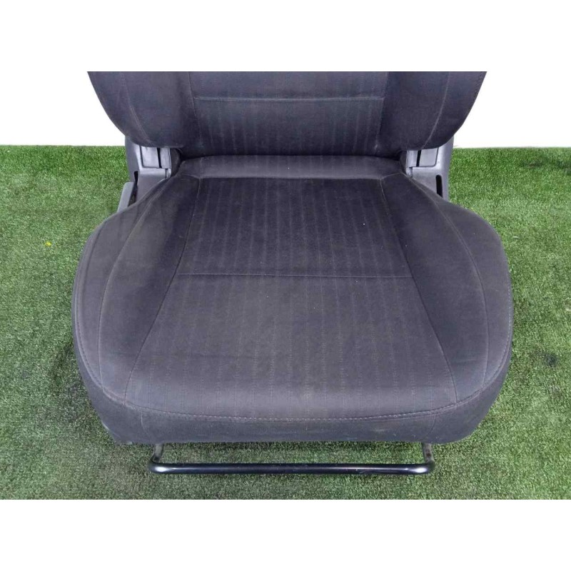 Recambio de asiento delantero derecho para mitsubishi montero (v80/v90) 3.2 di-d cat referencia OEM IAM SINREFERENCIA 5 PUERTAS 