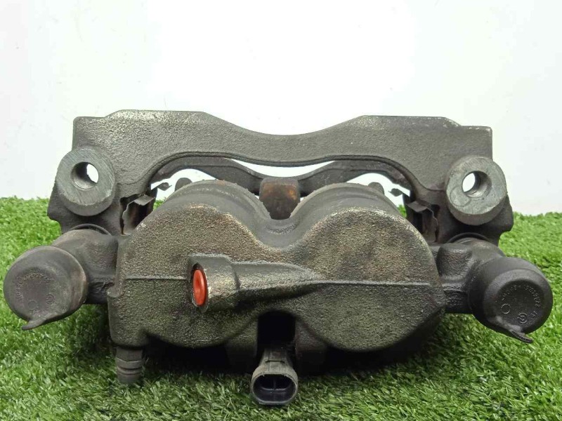 Recambio de pinza freno delantera izquierda para iveco daily furgón 2.3 diesel referencia OEM IAM SINREFERENCIA BREMBO - Ø PISTO