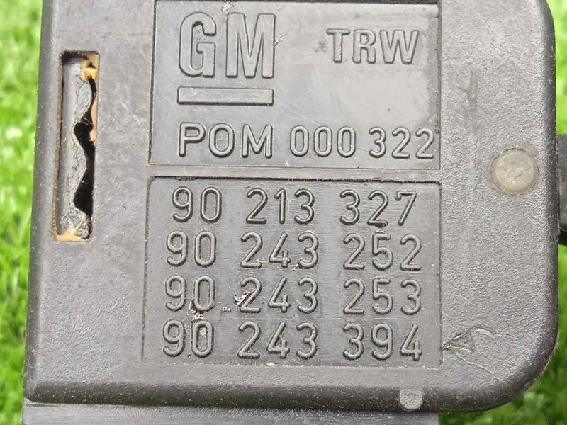 Recambio de mando limpia para opel vectra a 1.7 diesel referencia OEM IAM 90213327 8.PIN 4.PUERTAS