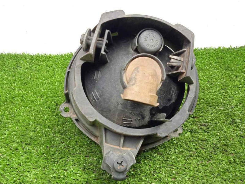 Recambio de faro antiniebla derecho para ssangyong rodius 2.7 turbodiesel cat referencia OEM IAM SINREFERENCIA  