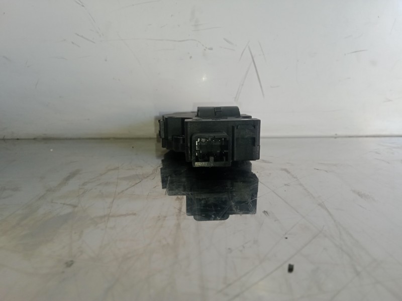 Recambio de motor apertura trampillas climatizador para bmw x5 (e70) 3.0 turbodiesel cat referencia OEM IAM EFB336-929888G-41265