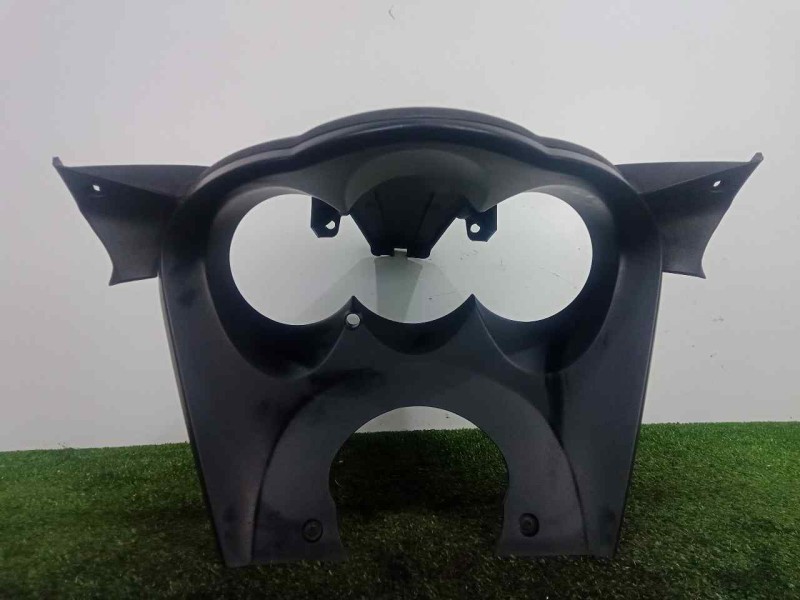 Recambio de moldura para peugeot satelis ii 125 referencia OEM IAM 1178081400-1176697200 CARCASA RELOJ CUENTA KM 