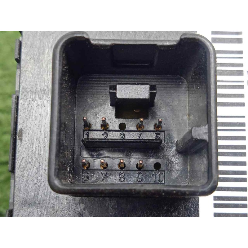 Recambio de mando elevalunas delantero izquierdo para seat leon (1p1) 1.9 tdi referencia OEM IAM 1K4959857B 4.BOTONES 