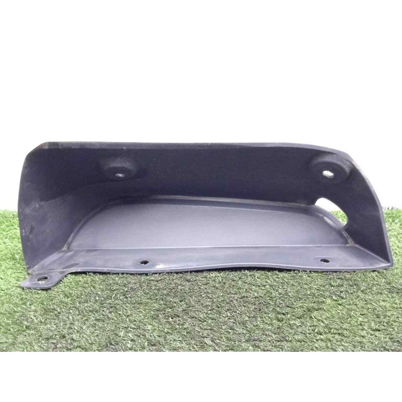 Recambio de molduras traseras para mitsubishi montero (v80/v90) 3.2 di-d cat referencia OEM IAM 7654A006 GUARDABARROS TRASERO 