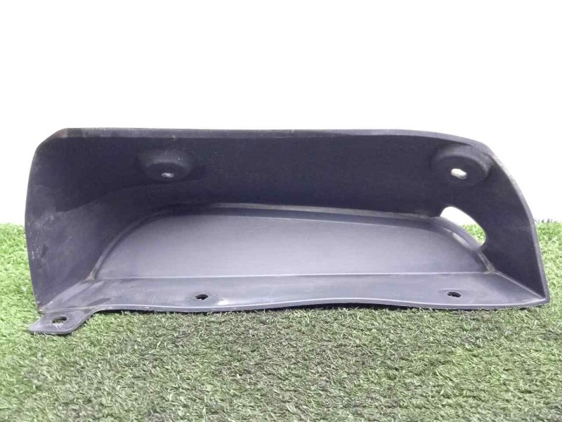 Recambio de molduras traseras para mitsubishi montero (v80/v90) 3.2 di-d cat referencia OEM IAM 7654A006 GUARDABARROS TRASERO 
