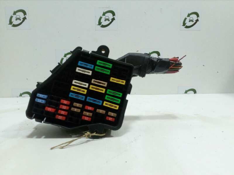 Recambio de caja reles / fusibles para seat exeo berlina (3r2) 2.0 tdi referencia OEM IAM   