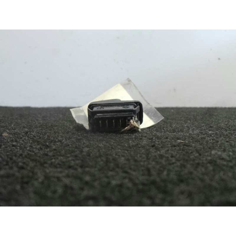 Recambio de mando elevalunas delantero izquierdo para renault megane i berlina hatchback (ba0) 1.9 diesel referencia OEM IAM   