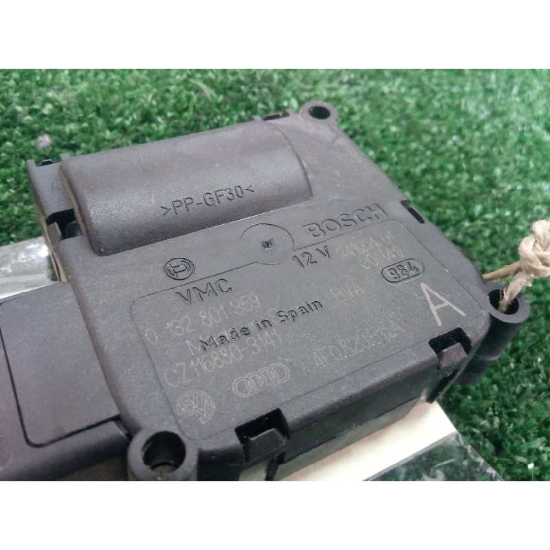 Recambio de motor trampilla calefaccion para audi a6 berlina (4f2) 3.0 v6 24v tdi referencia OEM IAM 0132801359-4F0820511A 5.PIN