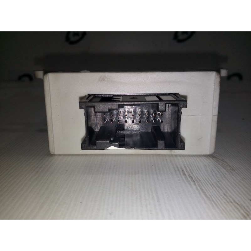 Recambio de modulo electronico para seat exeo berlina (3r2) 2.0 tdi referencia OEM IAM 3R0907274-532431004  1.CONECTOR