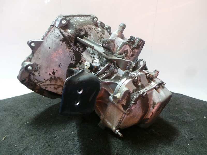 Recambio de caja cambios para opel combo (corsa b) 1.7 diesel referencia OEM IAM F13W418 5 VELOCIDADES MANUAL - CABLE EMBRAGUE