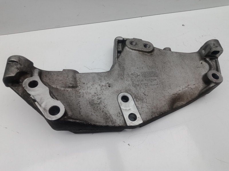 Recambio de soporte motor derecho para renault trafic caja cerrada (ab 4.01) 2.0 dci diesel cat referencia OEM IAM 8200741758  