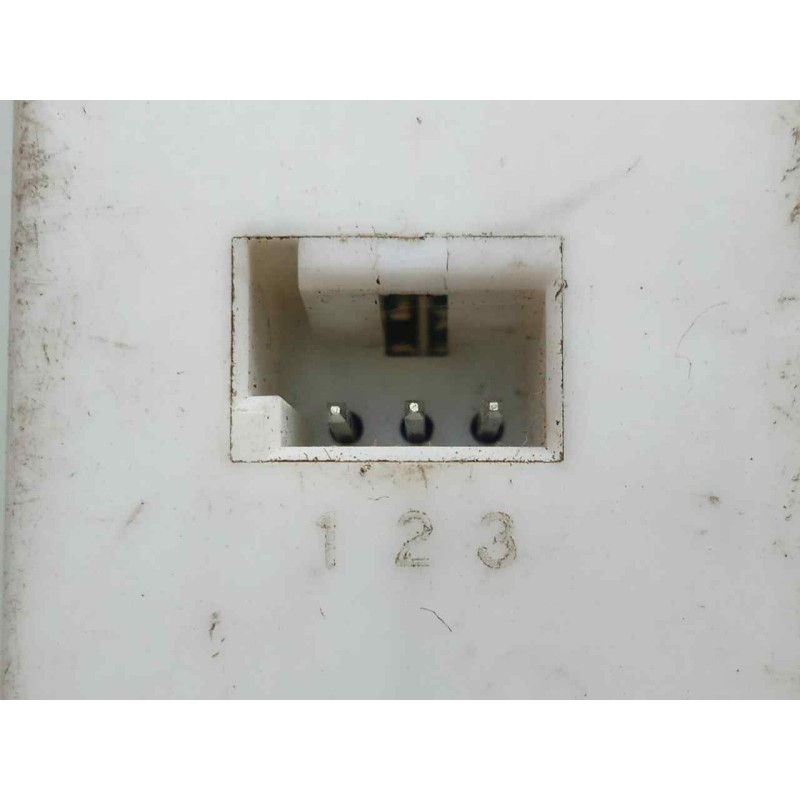 Recambio de mando elevalunas delantero izquierdo para bmw serie 7 (e65/e66) 3.0 turbodiesel cat referencia OEM IAM 6915008 4.BOT