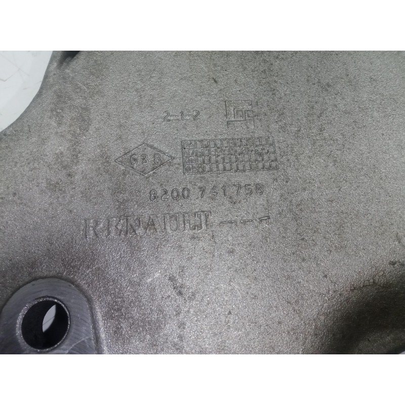 Recambio de soporte motor derecho para renault trafic caja cerrada (ab 4.01) 2.0 dci diesel cat referencia OEM IAM 8200741758  